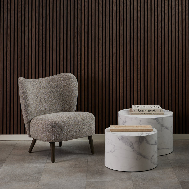 Dice Round Coffee Table Set of 2 in White Marble and Carrara Rough Paper — detail view