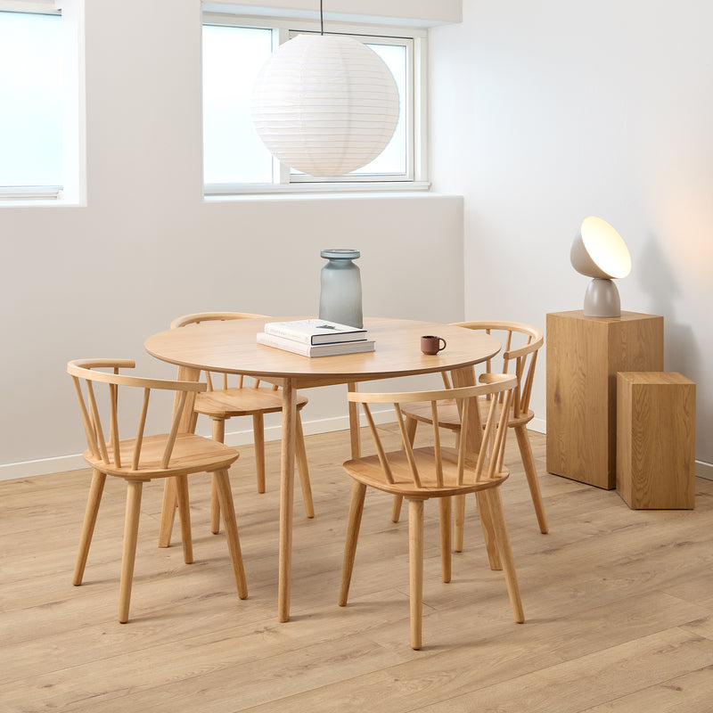 Roxby Round Dining Table in Matt Oak 120cm — detail view