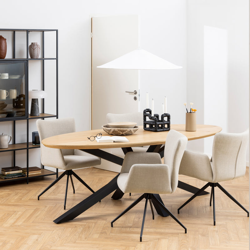 Heaven Dining Table in Oak — detail view