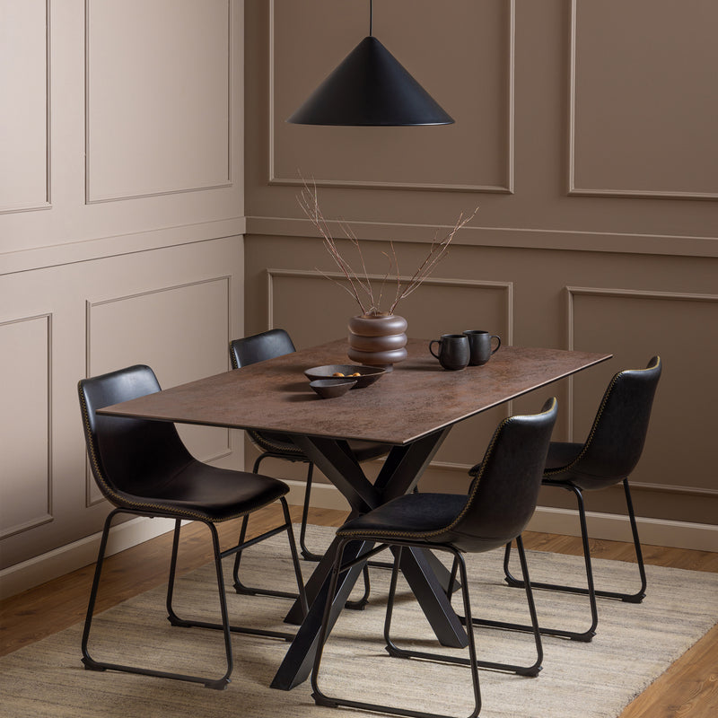 Heaven Dining Table in Ceramic Rusty Brown 160x90cm — detail view
