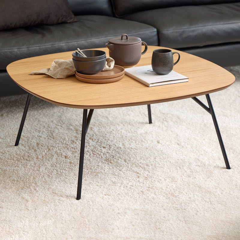 Caracas Square Coffee Table in Oak and Matt Black — detail view