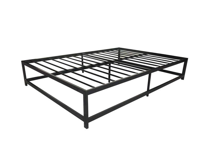 DUB Metal Bed — view